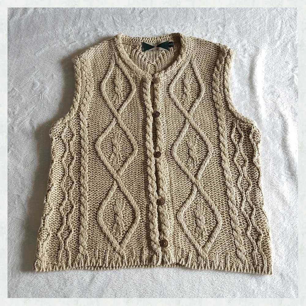 525 America Cable Tan Sweater Vest Size Small